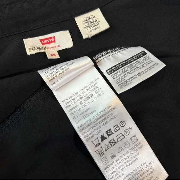 Levi's Selita Western Fringe black snap button collared shirt XS - Picture 4 of 6